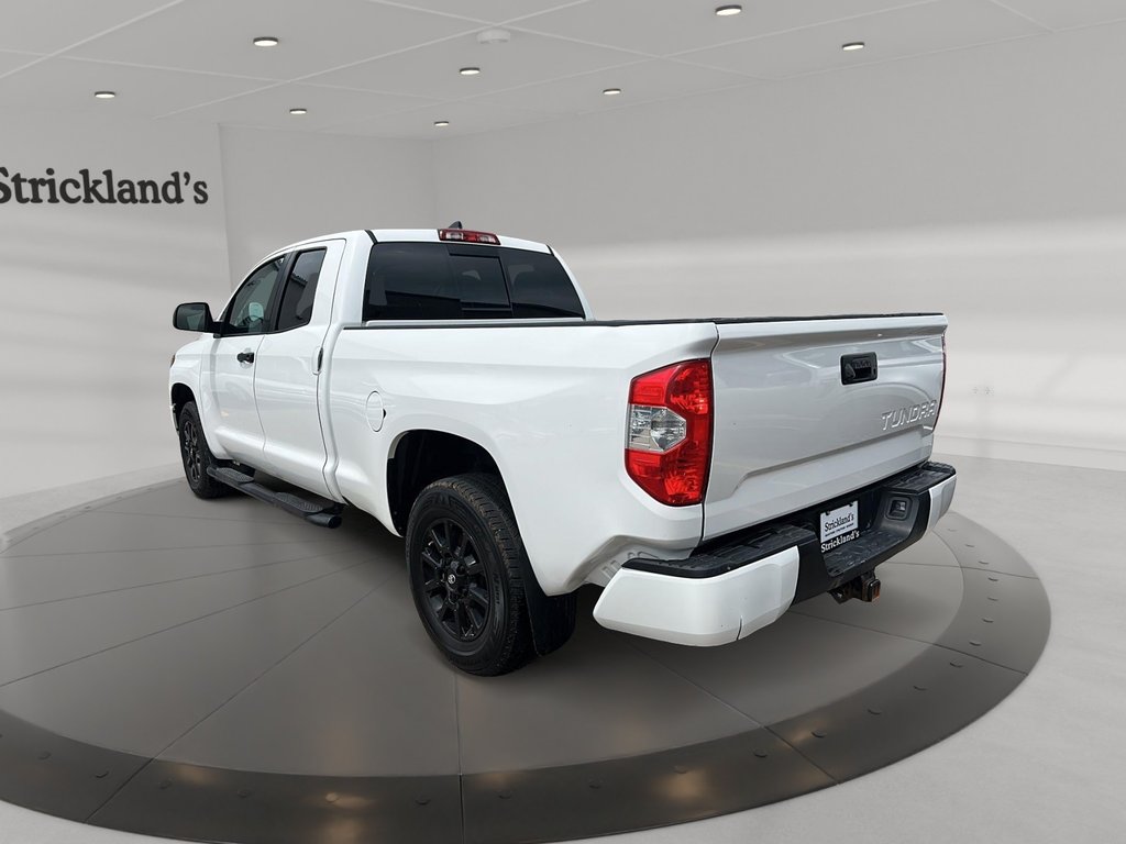 2020 Toyota Tundra 4X4 DOUBLE CAB Truck in Stratford, Ontario - 4 - w1024h768px