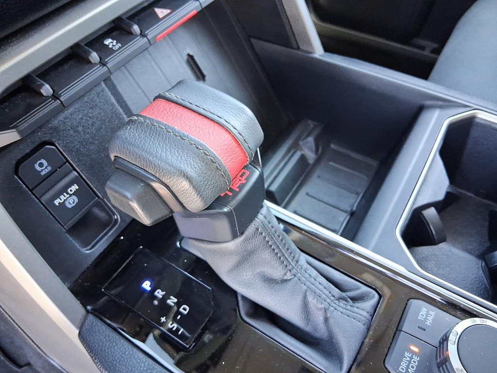 2024 Toyota Tundra CREWMAX SR5 Truck in Stratford, Ontario - 13 - w1024h768px