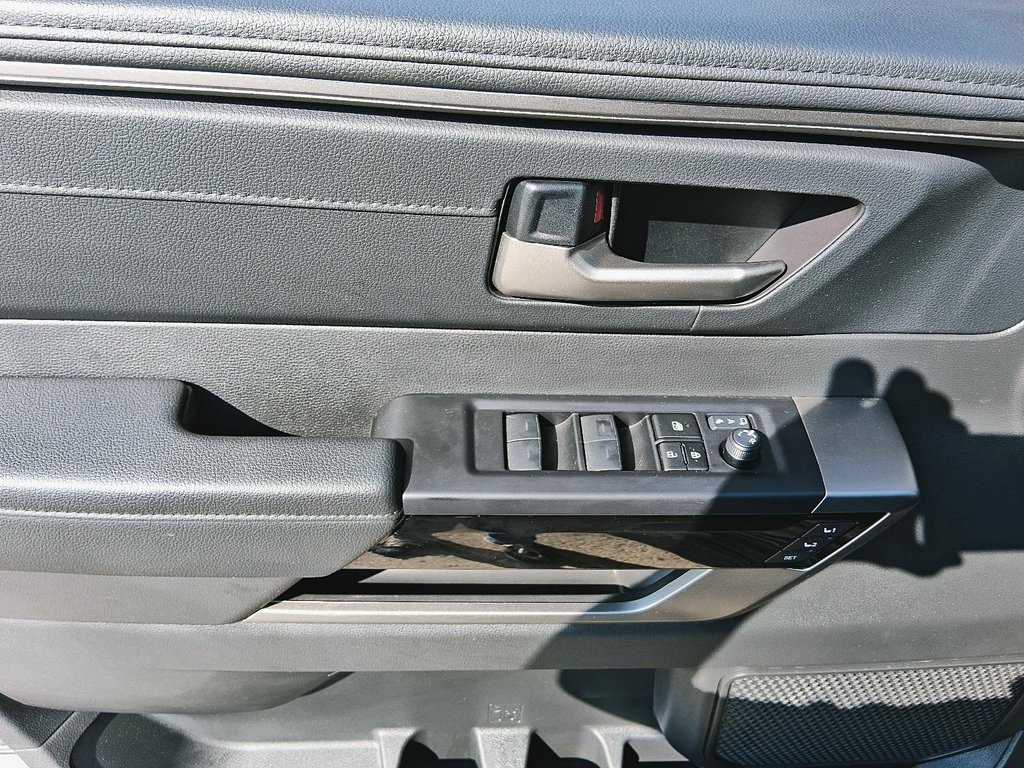 2024 Toyota Tundra LTD TRD OFFROAD-L in Stratford, Ontario - 9 - w1024h768px