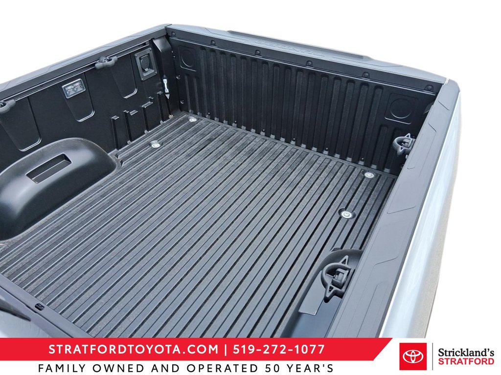 2026 Toyota Tundra PLATINUM in Stratford, Ontario - 17 - w1024h768px