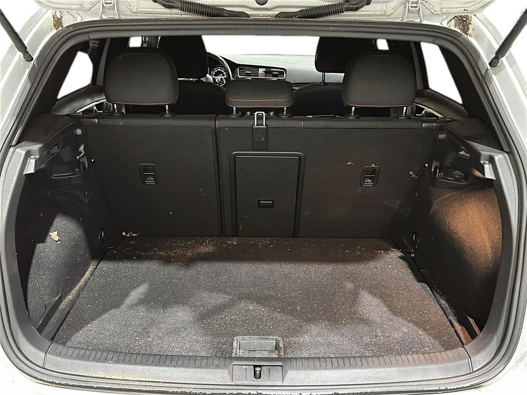 2019 Volkswagen Golf GTI GTI 5-DR 2.0T 7SP in Stratford, Ontario - 6 - w1024h768px