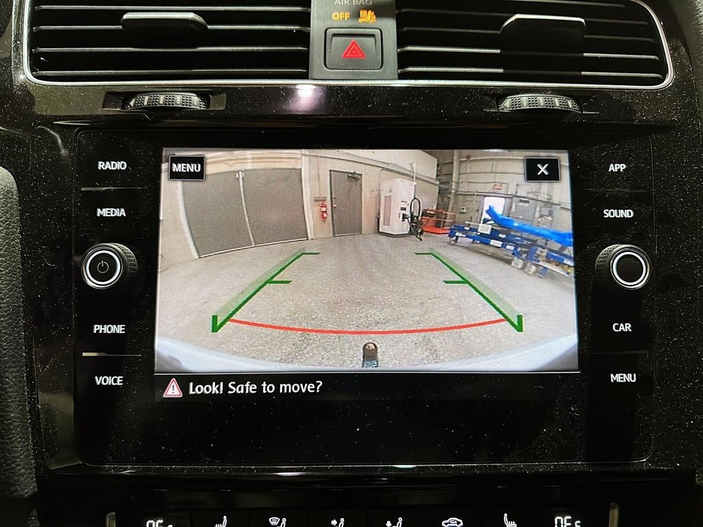 2019 Volkswagen Golf GTI GTI 5-DR 2.0T 7SP in Stratford, Ontario - 15 - w1024h768px