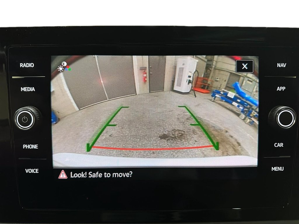 2025 Volkswagen Jetta GLI Autobahn in Stratford, Ontario - 16 - w1024h768px