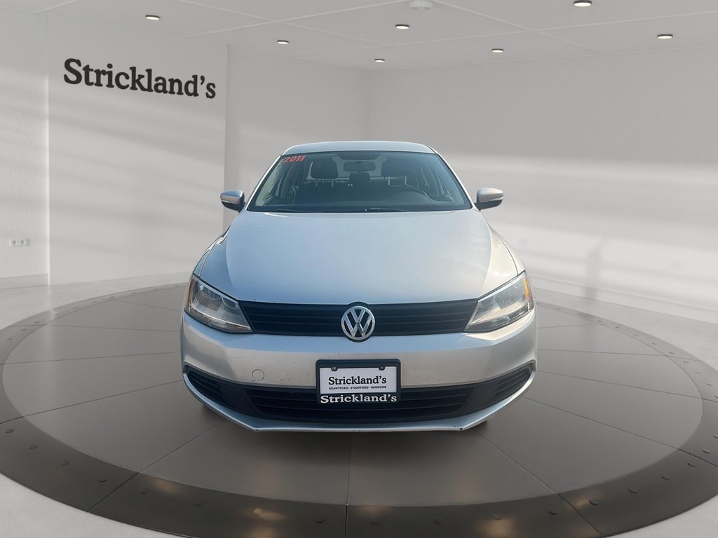 2011 Volkswagen Jetta COMFORTLINE Sedan in Stratford, Ontario - 2 - w1024h768px