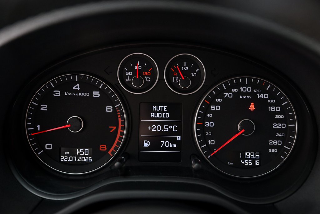 2010 Audi A3 2.0T in Brossard, Quebec - 12 - w1024h768px