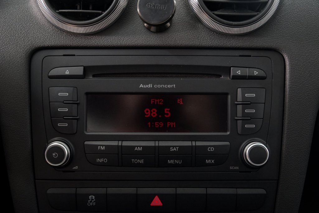 2010 Audi A3 2.0T in Brossard, Quebec - 16 - w1024h768px