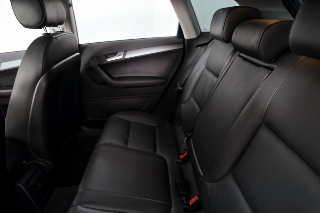 2010 Audi A3 2.0T in Brossard, Quebec - 21 - w1024h768px