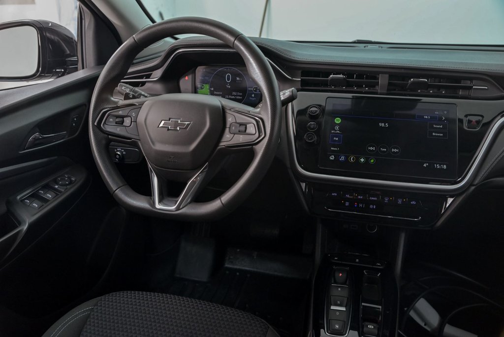 2023 Chevrolet Bolt EUV LT in Brossard, Quebec - 22 - w1024h768px