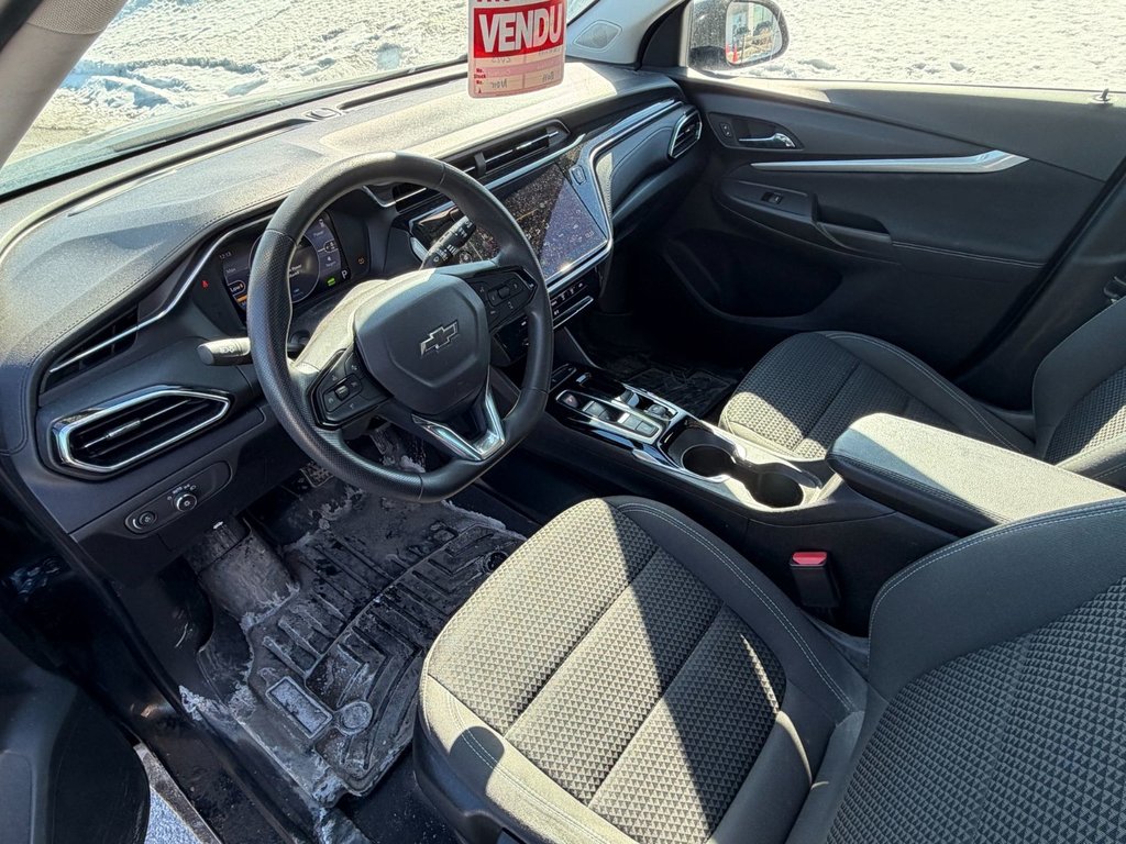 2023 Chevrolet Bolt EUV LT in Brossard, Quebec - 9 - w1024h768px