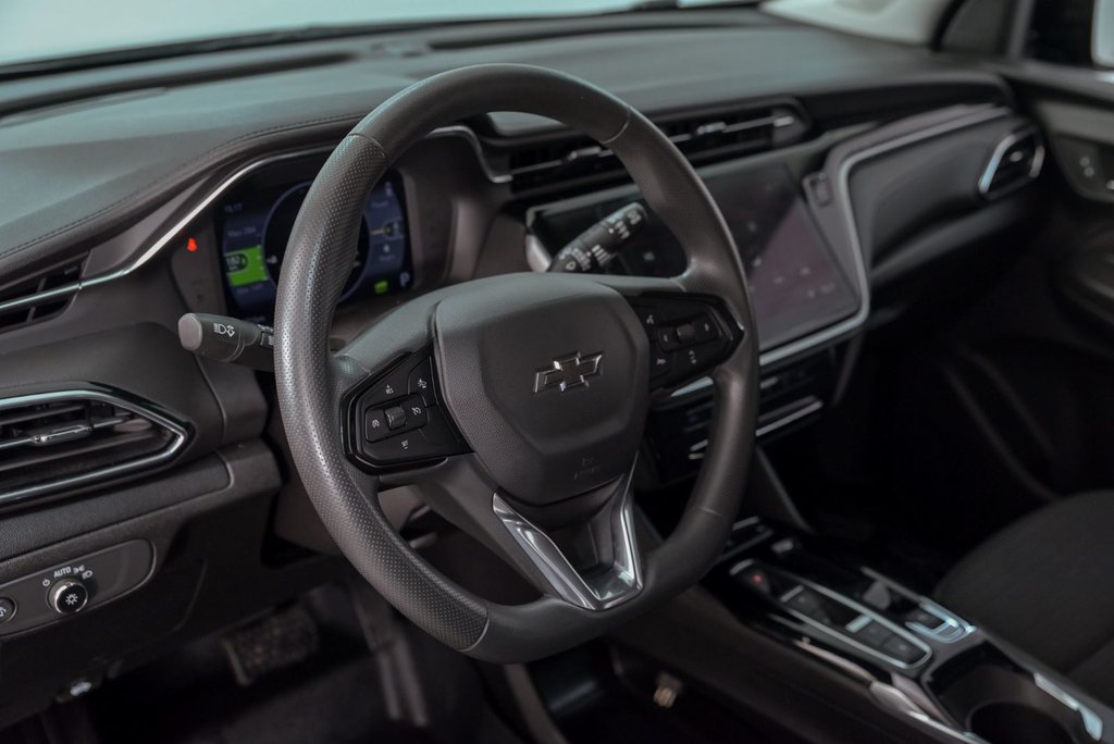 2023 Chevrolet Bolt EUV LT in Brossard, Quebec - 10 - w1024h768px