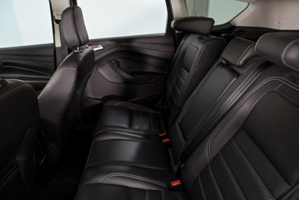 2018 Ford Escape Titanium in Brossard, Quebec - 24 - w1024h768px