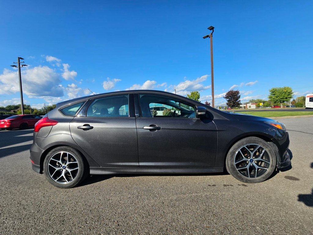 Ford Focus SE 2017 à Brossard, Québec - 7 - w1024h768px