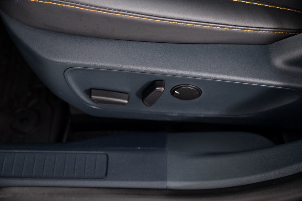2024 Ford Maverick LARIAT Advanced in Brossard, Quebec - 11 - w1024h768px