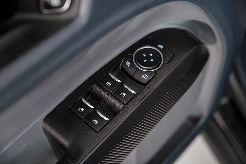 2024 Ford Maverick LARIAT Advanced in Brossard, Quebec - 9 - w1024h768px