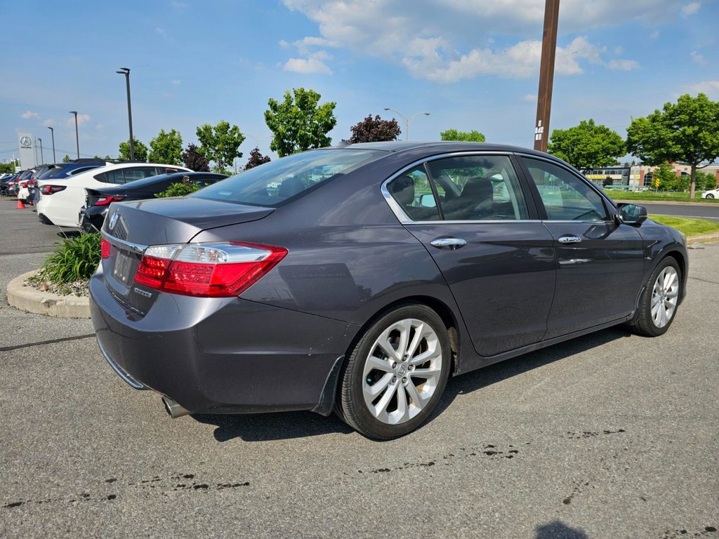 2015 Honda Accord Sedan Touring in Brossard, Quebec - 7 - w1024h768px