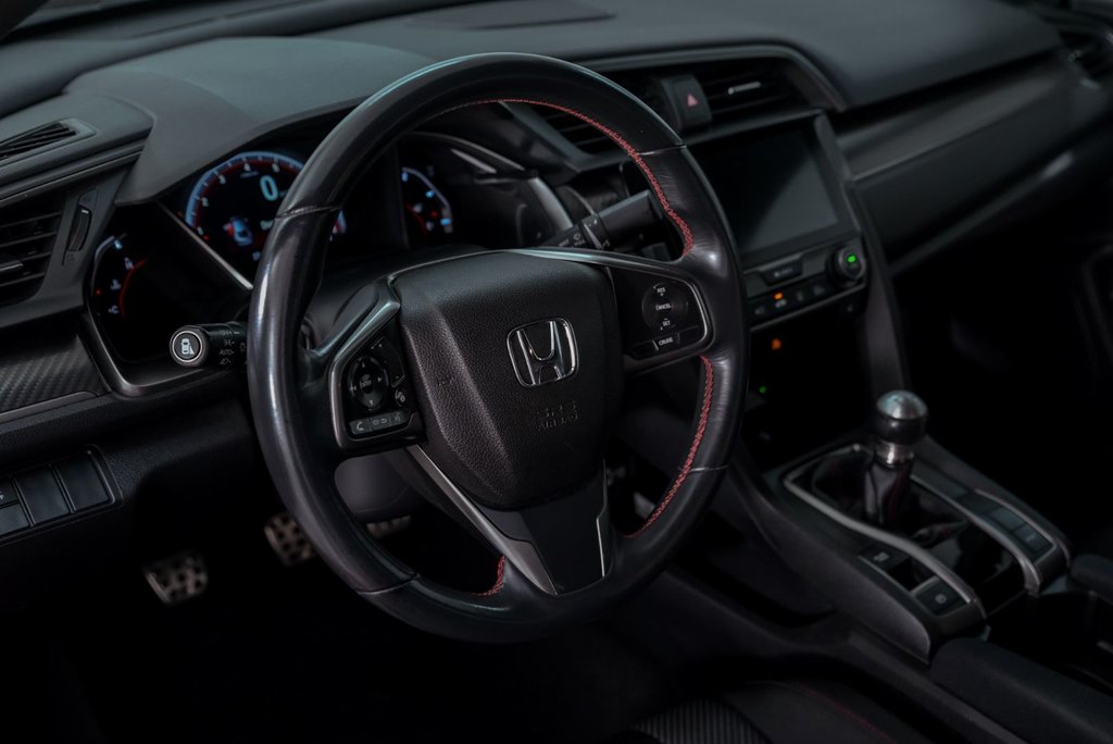 Honda Civic Coupe Si 2017 à Brossard, Québec - 11 - w1024h768px