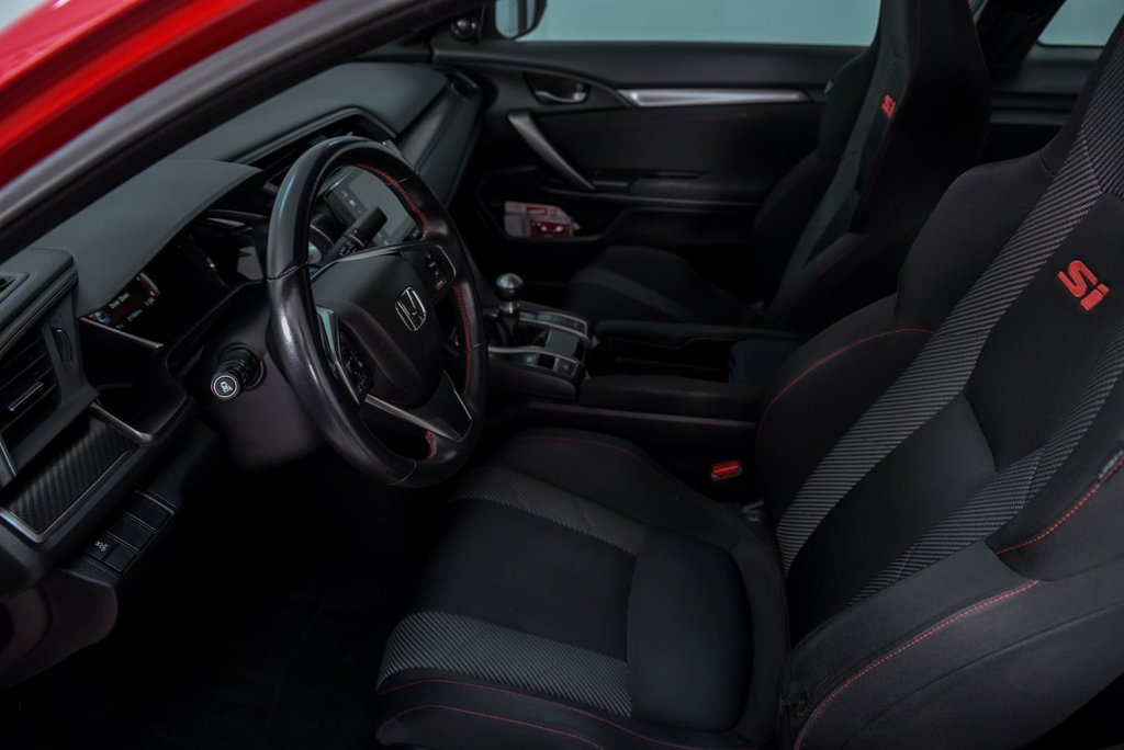 Honda Civic Coupe Si 2017 à Brossard, Québec - 10 - w1024h768px