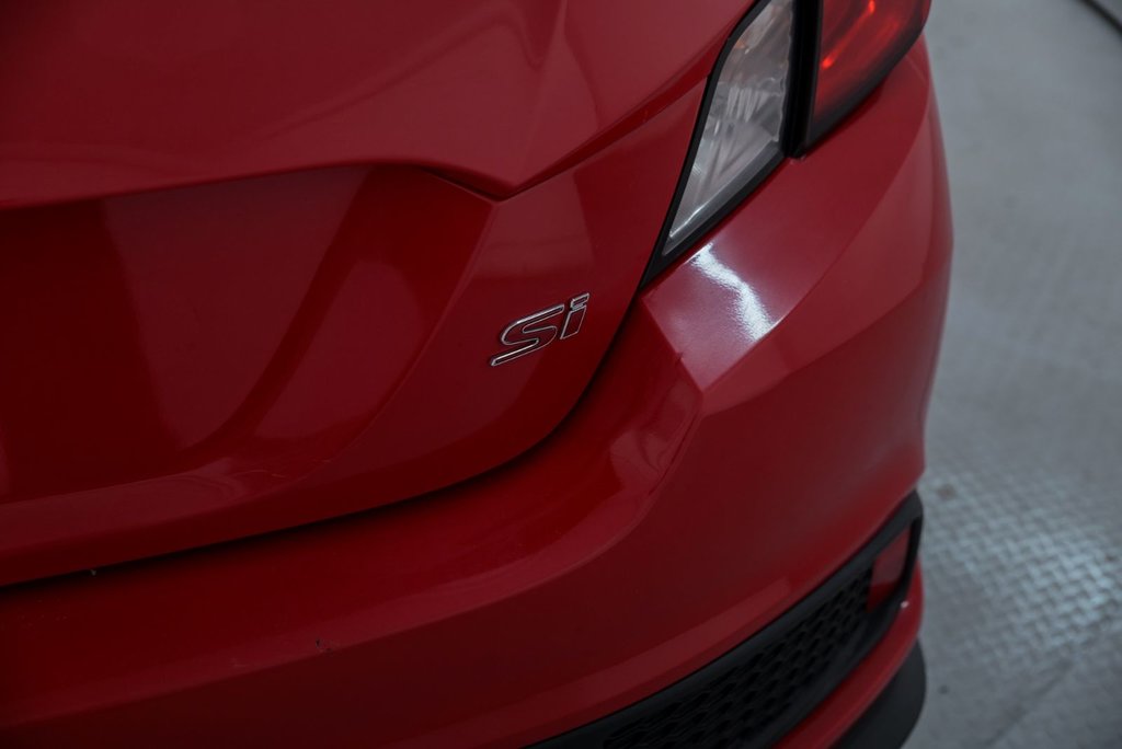 Honda Civic Coupe Si 2017 à Brossard, Québec - 8 - w1024h768px