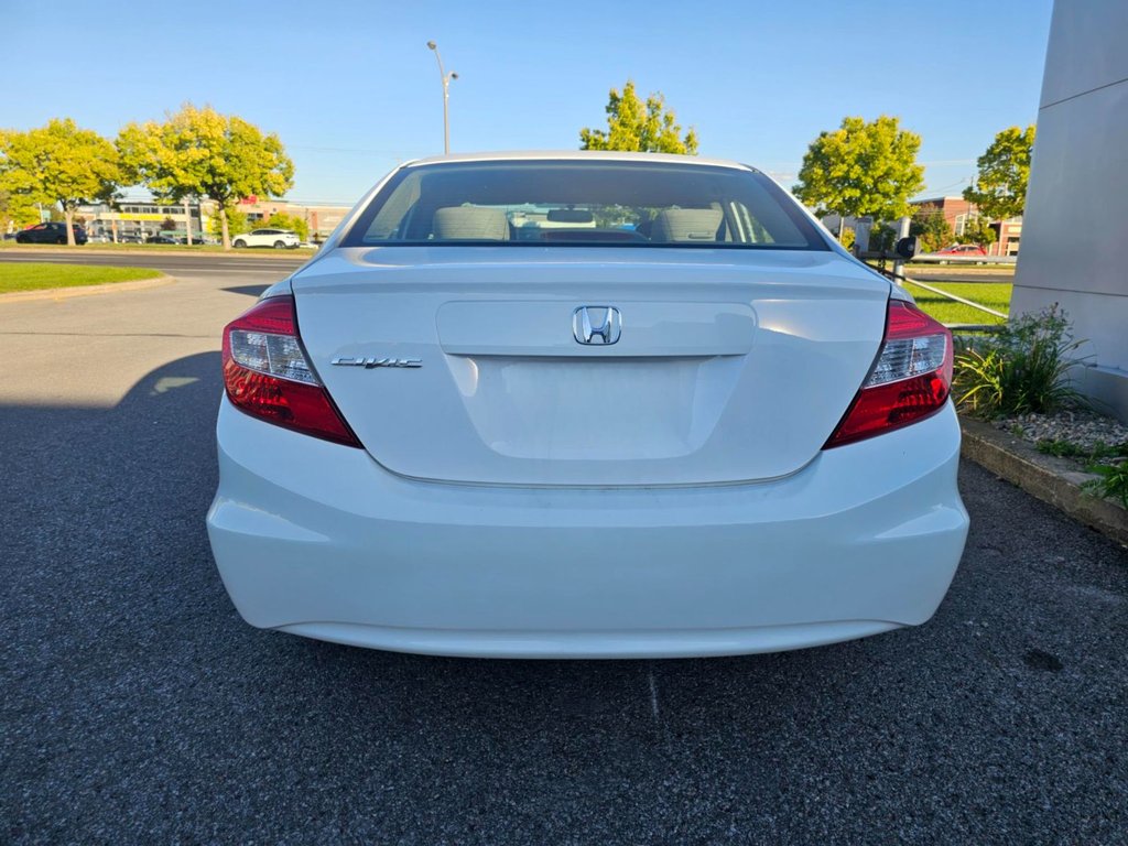 Honda Civic Sdn LX 2012 à Brossard, Québec - 7 - w1024h768px