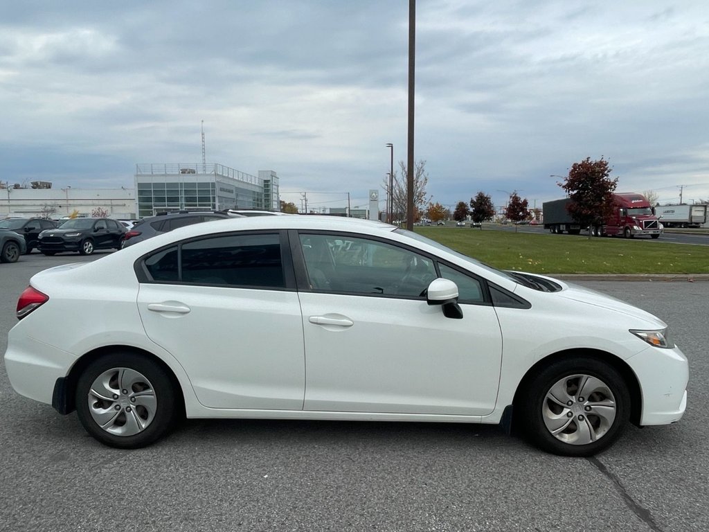 2014 Honda Civic Sedan LX in Brossard, Quebec - 7 - w1024h768px
