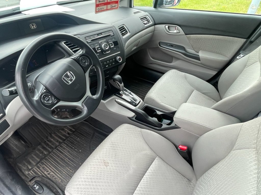 2014 Honda Civic Sedan LX in Brossard, Quebec - 9 - w1024h768px