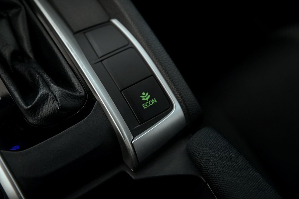 2019 Honda Civic Sedan LX in Brossard, Quebec - 21 - w1024h768px