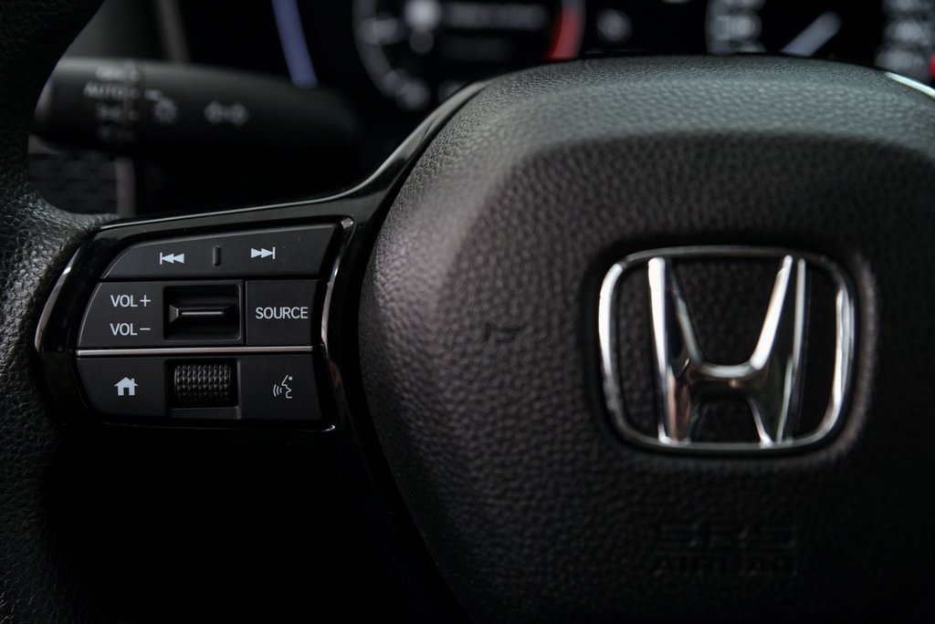 Honda Civic Sedan LX 2025 à Brossard, Québec - 15 - w1024h768px