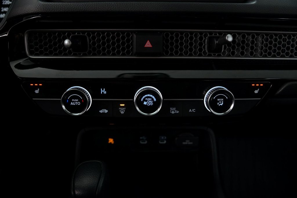 Honda Civic Sedan LX 2025 à Brossard, Québec - 18 - w1024h768px