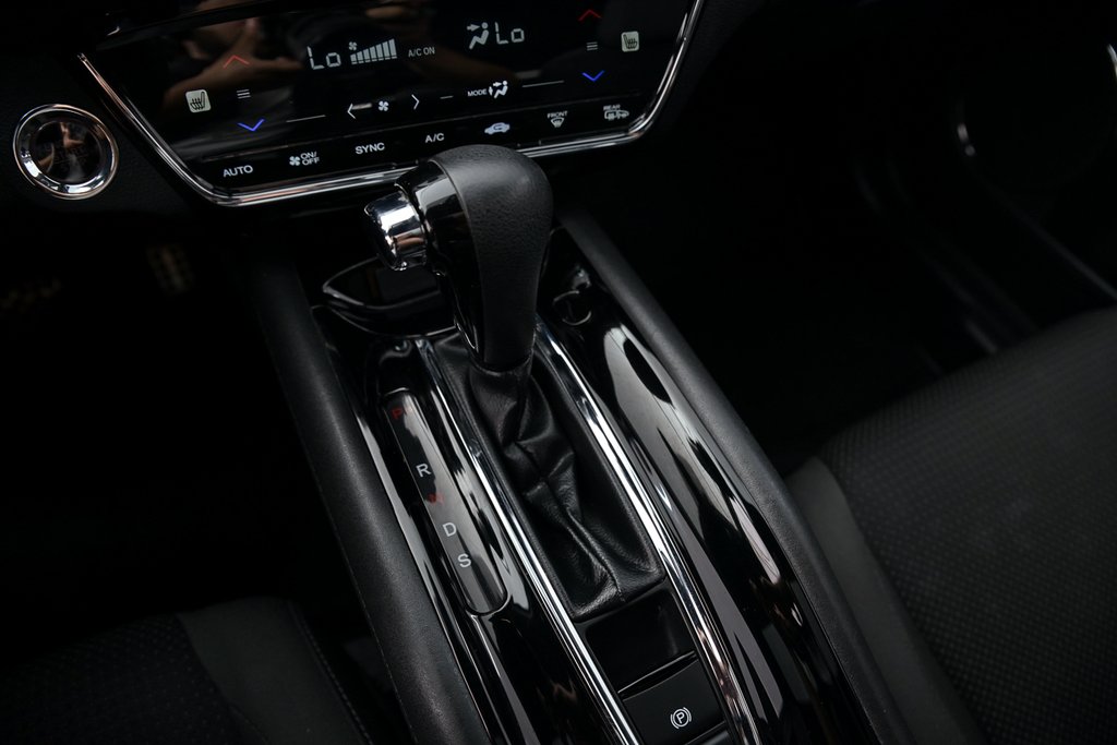 2021 Honda HR-V Sport in Brossard, Quebec - 20 - w1024h768px