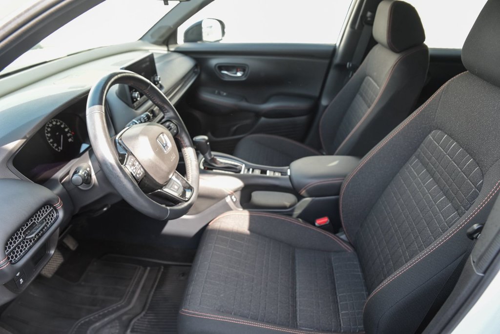 Honda HR-V Sport-B 2024 à Brossard, Québec - 8 - w1024h768px
