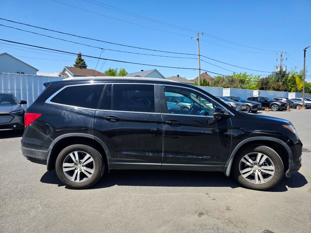 2017 Honda Pilot EX in Brossard, Quebec - 4 - w1024h768px