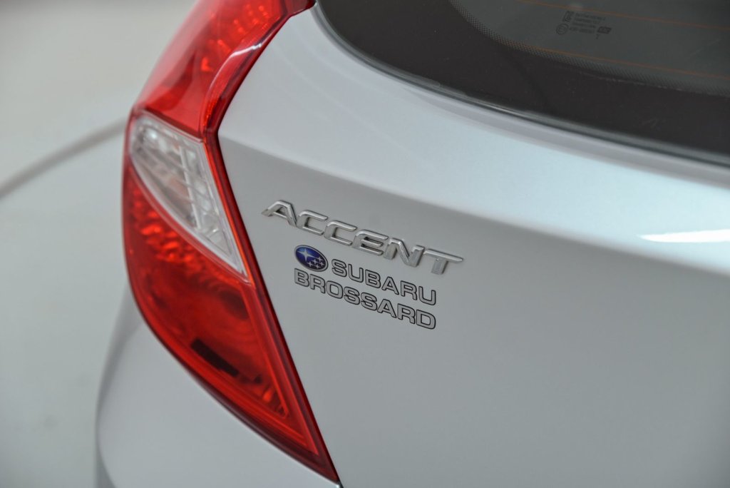 Hyundai Accent GL 2015 à Brossard, Québec - 7 - w1024h768px