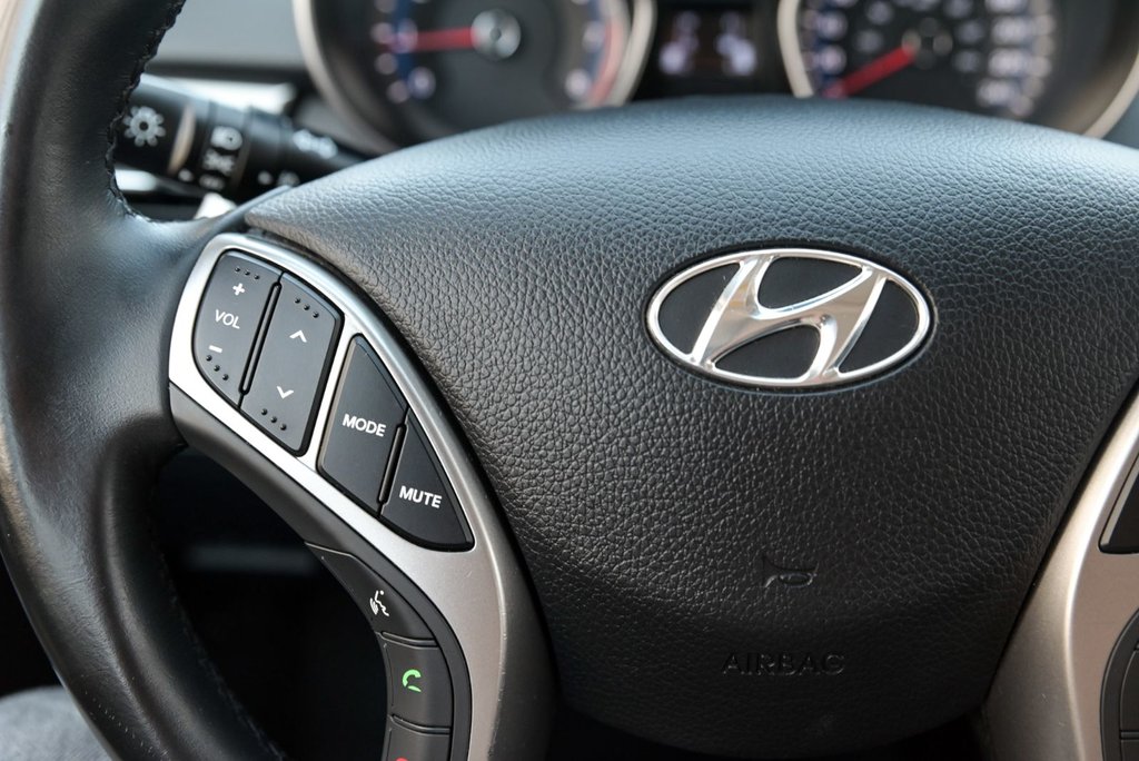 Hyundai Elantra GT GLS 2013 à Brossard, Québec - 15 - w1024h768px