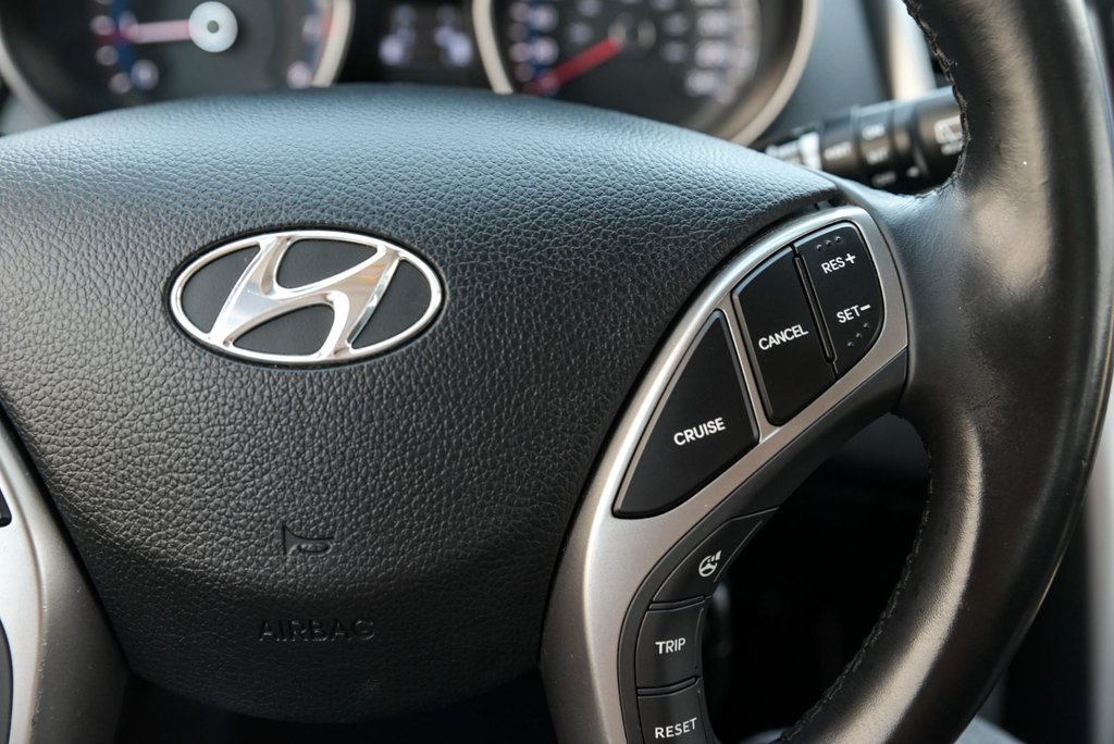 Hyundai Elantra GT GLS 2013 à Brossard, Québec - 14 - w1024h768px