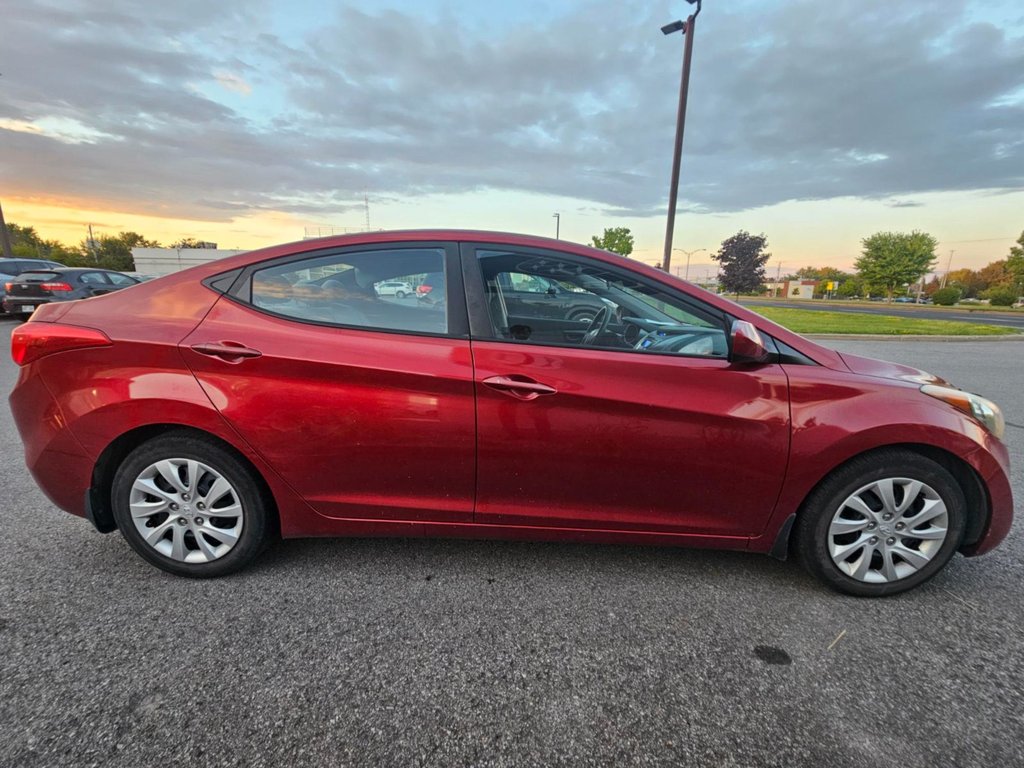 2013 Hyundai Elantra GL in Brossard, Quebec - 5 - w1024h768px