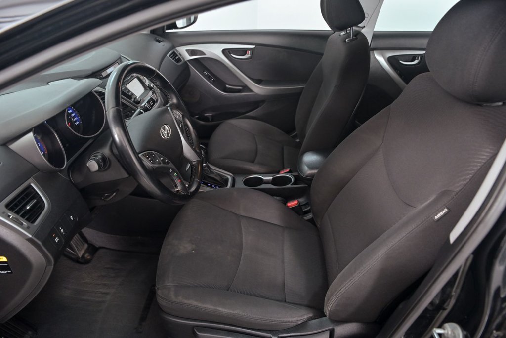 Hyundai Elantra GLS 2016 à Brossard, Québec - 9 - w1024h768px