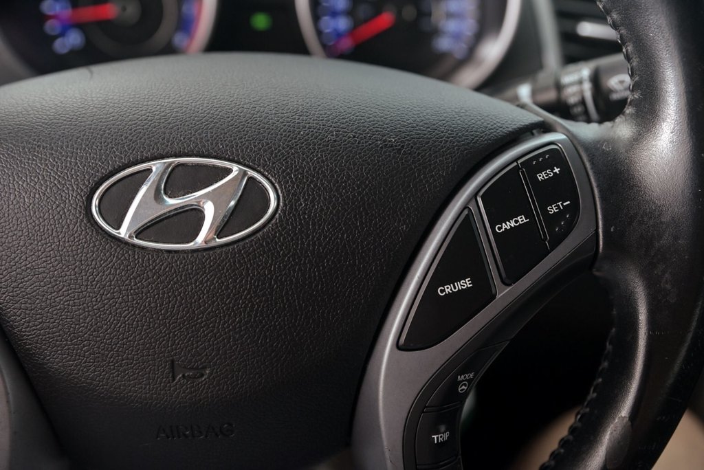 Hyundai Elantra GLS 2016 à Brossard, Québec - 14 - w1024h768px