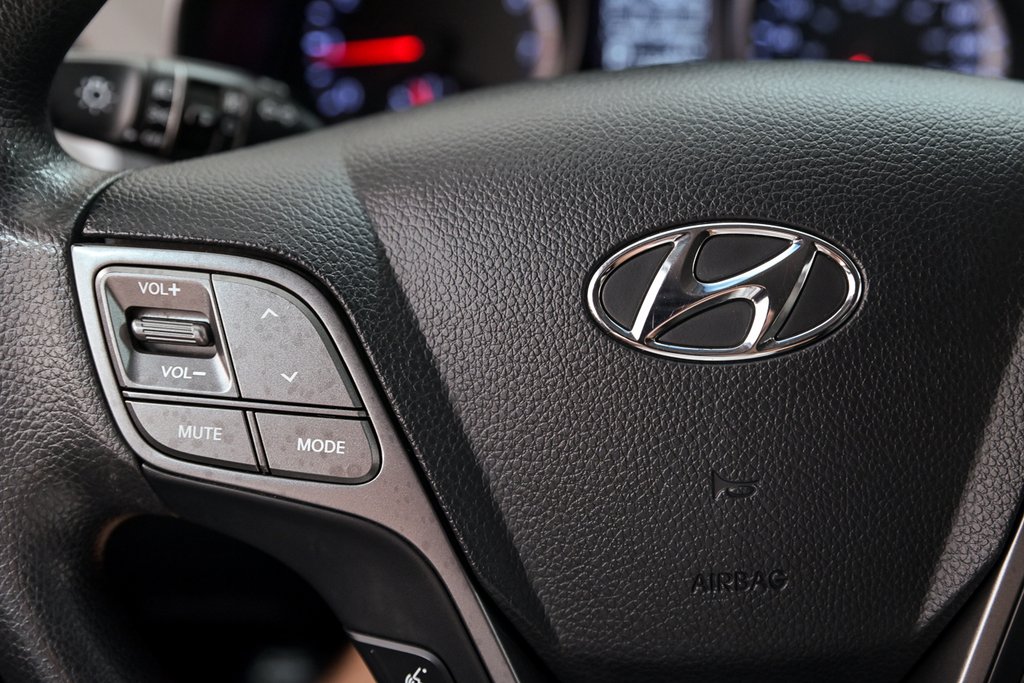 Hyundai Santa Fe Sport  2015 à Brossard, Québec - 16 - w1024h768px