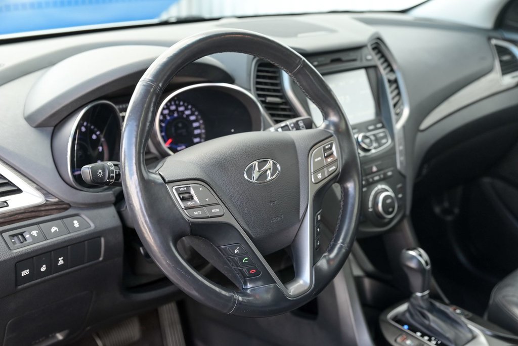 2013 Hyundai Santa Fe Limited in Brossard, Quebec - 10 - w1024h768px