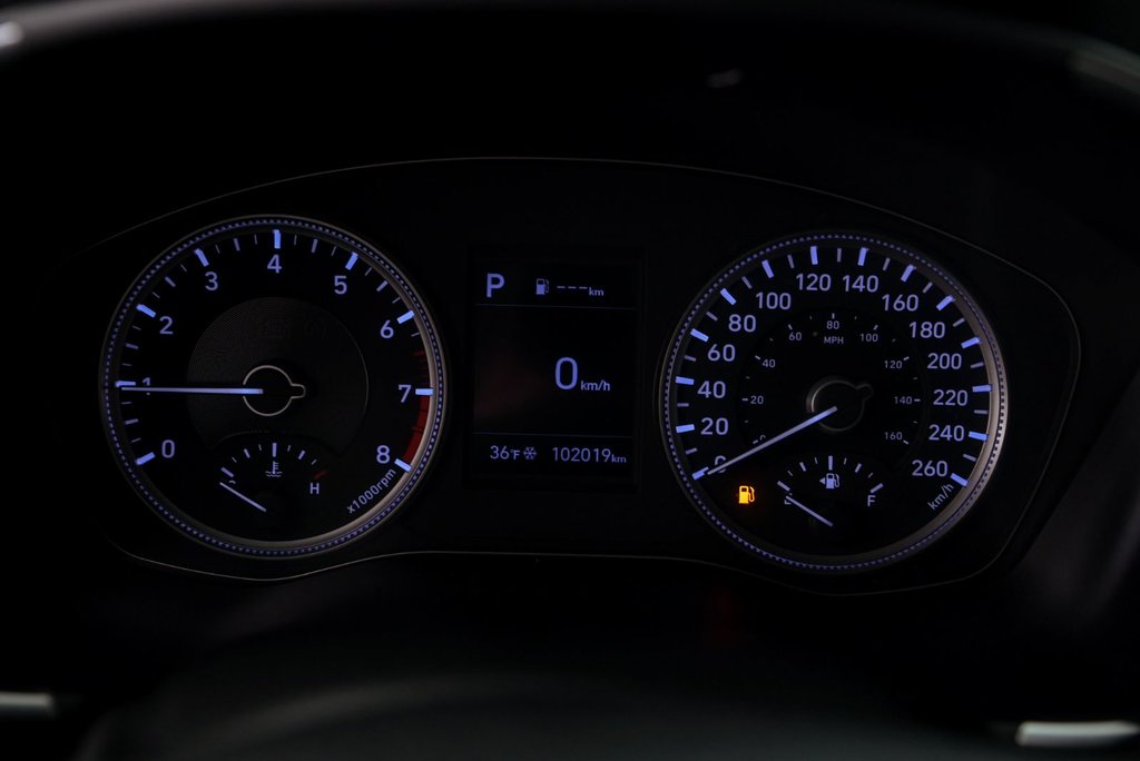 2019 Hyundai Santa Fe Essential in Brossard, Quebec - 12 - w1024h768px