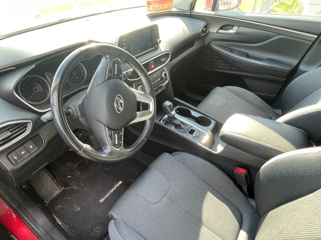 2019 Hyundai Santa Fe Essential in Brossard, Quebec - 4 - w1024h768px
