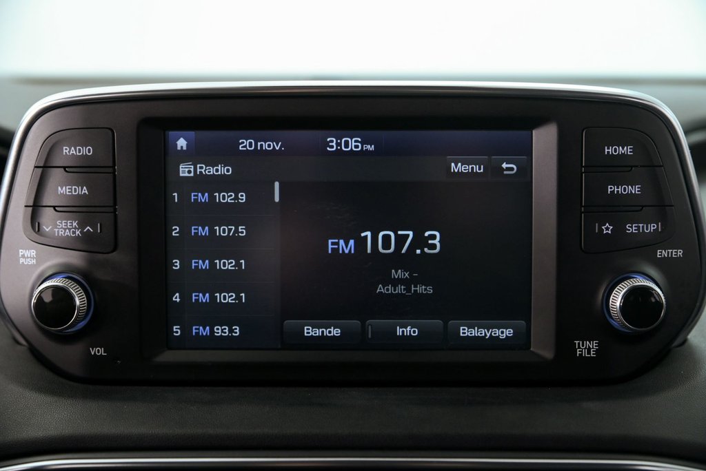 2019 Hyundai Santa Fe Essential in Brossard, Quebec - 16 - w1024h768px