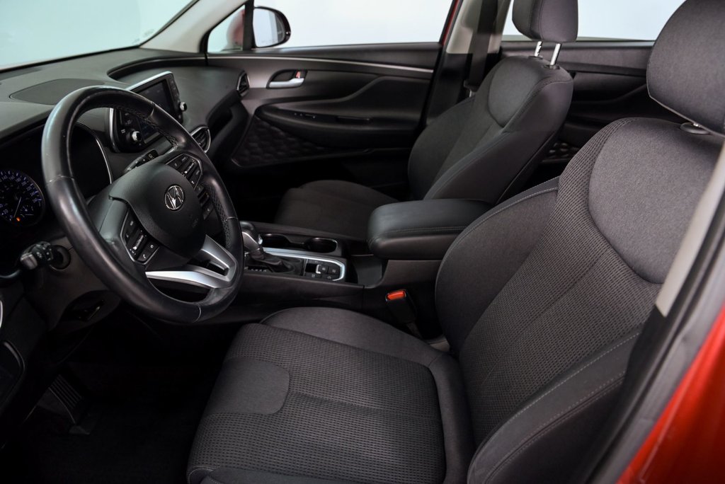 2019 Hyundai Santa Fe Essential in Brossard, Quebec - 9 - w1024h768px