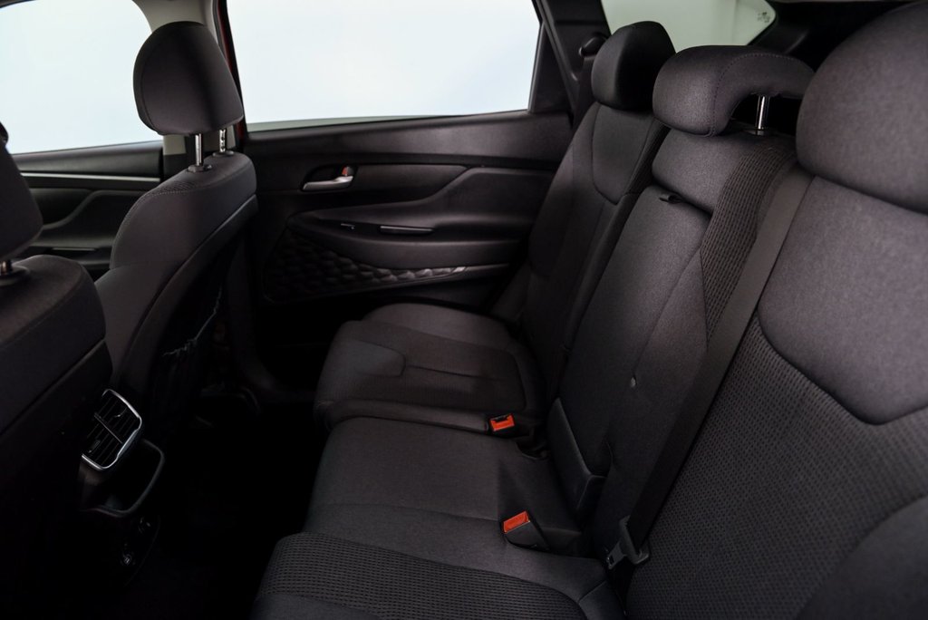 2019 Hyundai Santa Fe Essential in Brossard, Quebec - 20 - w1024h768px