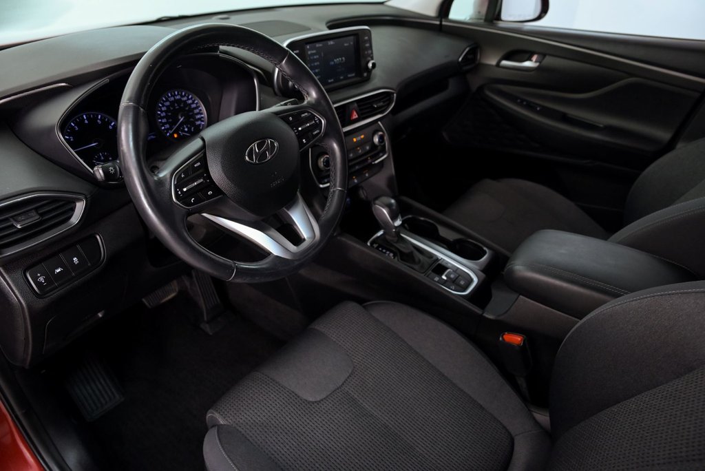 2019 Hyundai Santa Fe Essential in Brossard, Quebec - 11 - w1024h768px