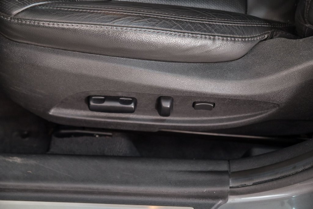 2012 Hyundai Sonata Limited in Brossard, Quebec - 12 - w1024h768px