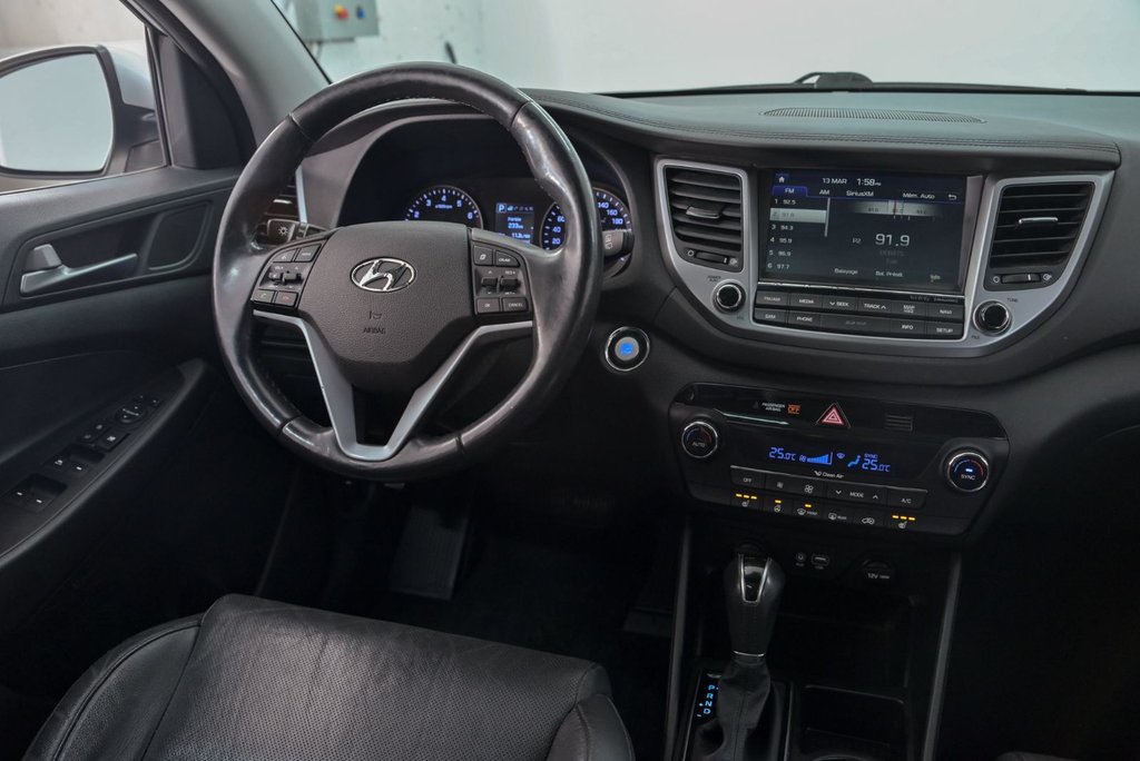 2017 Hyundai Tucson Luxury in Brossard, Quebec - 26 - w1024h768px