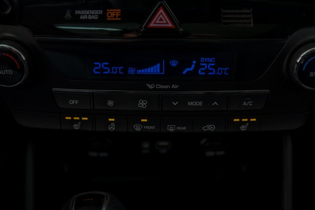 2017 Hyundai Tucson Luxury in Brossard, Quebec - 21 - w1024h768px