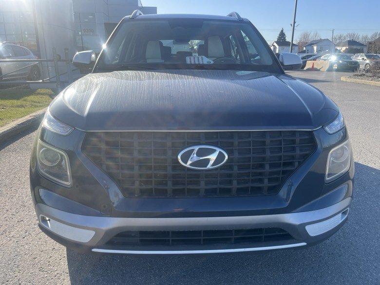 2023 Hyundai Venue Preferred in Brossard, Quebec - 2 - w1024h768px