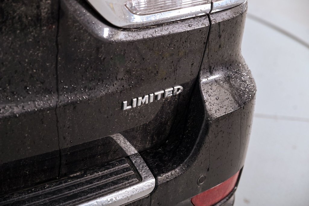 2016 Jeep Grand Cherokee Limited in Brossard, Quebec - 8 - w1024h768px